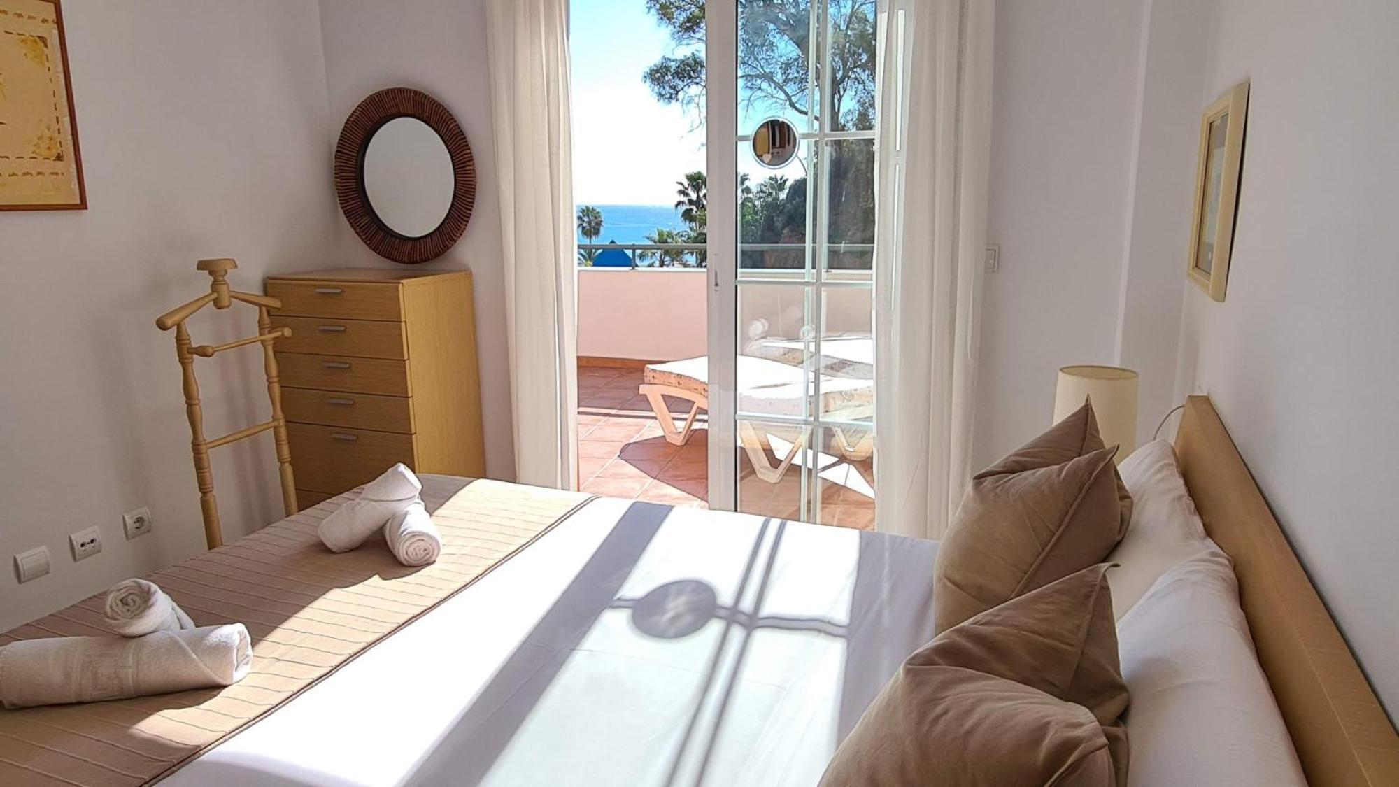 Apartament Burriana Beach Silhouse Nerja Extérieur photo